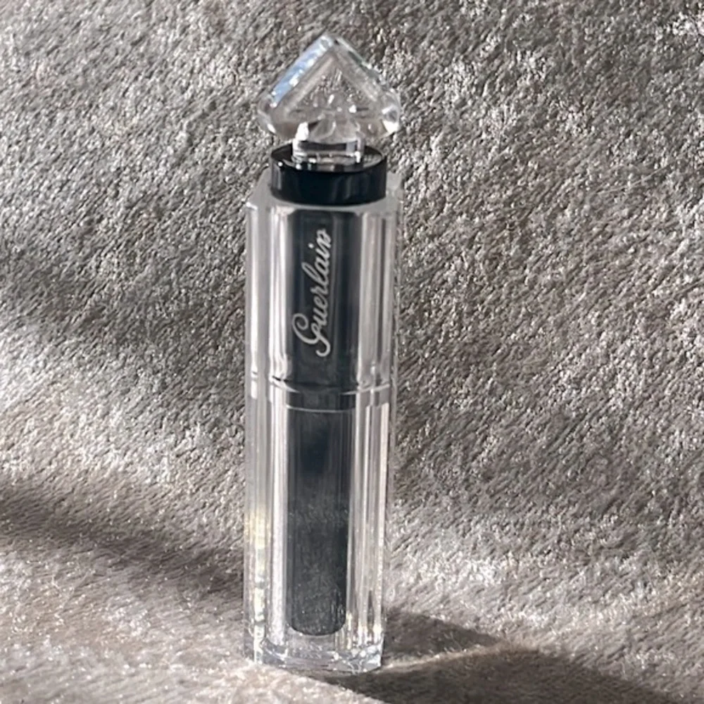 Brand New Guerlain La Petite Robe Noire Deliciously Shiny Lip Color Rose Pompon
